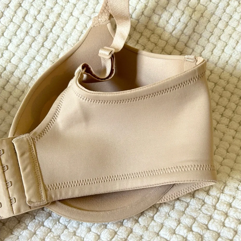 NWT Vanity Fair 38DD back smoother bra - Picture 9 of 15